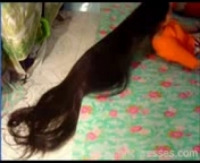 Узбечка в режиме раком демонстрирует свою упругую попу